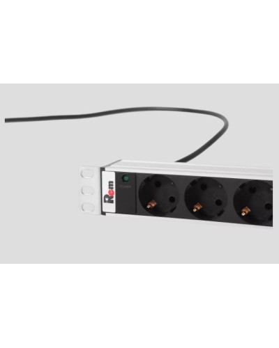 Верт блок розеток Rem-3x16, 3 фазы 16A, инд, 30 S, 1820 мм, вх IEC 309, шнур 3 м R-3x16-30S-I-1820-3-3PN в Уссурийске Блоки розеток Pintop.ru