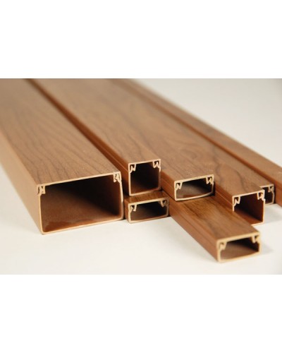 Кабель-канал 40x25, двойной замок, орех (40 м/уп) (ПожТехКабель) в Уссурийске Кабель-канал Pintop.ru