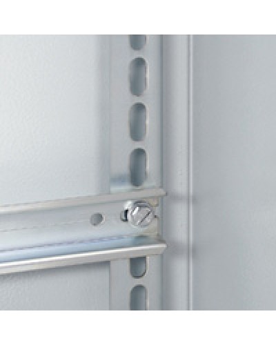 Комплект из 2 профильных стоек Lina 25 для Atlantic/Inox высотой 1400 мм Legrand (036159) в Уссурийске Аксессуары для кабель-канала Pintop.ru