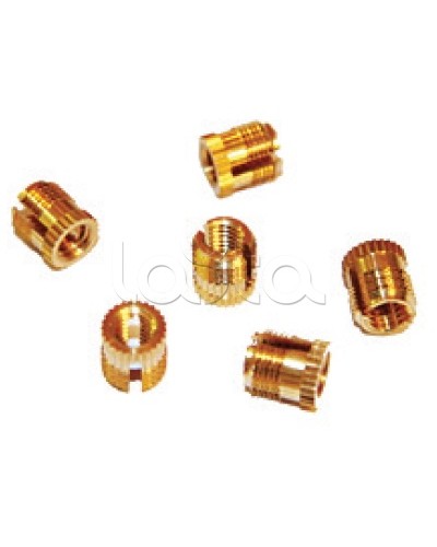 Втулка забивная с внутренней резьбой M6 (10 шт/уп) DKC 501007 в Уссурийске Крепеж: Дюбели, шурупы, саморезы Pintop.ru