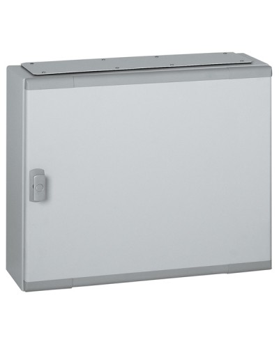 Шкаф распределительный Legrand 020183 в Уссурийске Щиты электрические Pintop.ru