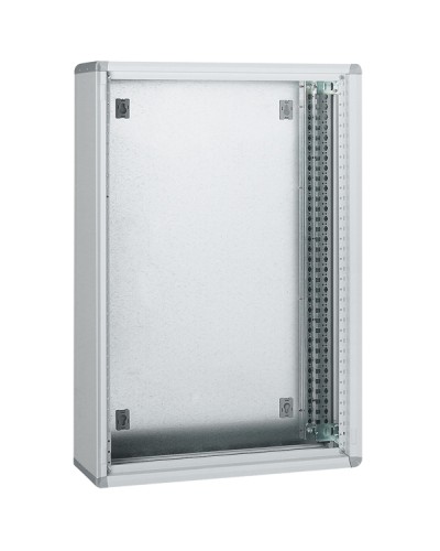 Шкаф распределительный Legrand 020401 в Уссурийске Щиты электрические Pintop.ru