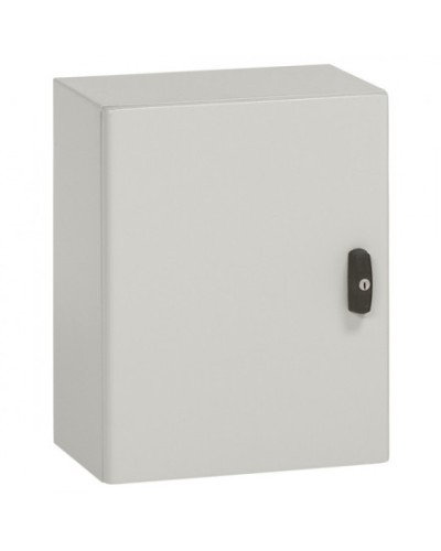 Щит навесной Legrand 035509 в Уссурийске Щиты электрические Pintop.ru