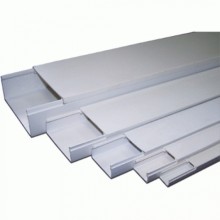 Короб 39х18 с перегородкой TWT (TWT-CT39x18/S-WH)