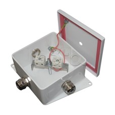 Коробка монтажная огнестойкая Гефест КМ-О (4к*10,0)-IP66-120х120, восемь вводов