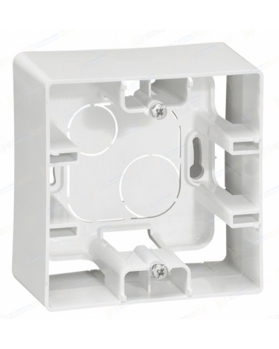 Коробка для накладного монтажа 1 пост (белая) Legrand 672510 в Уссурийске Аксессуары для кабель-канала Pintop.ru